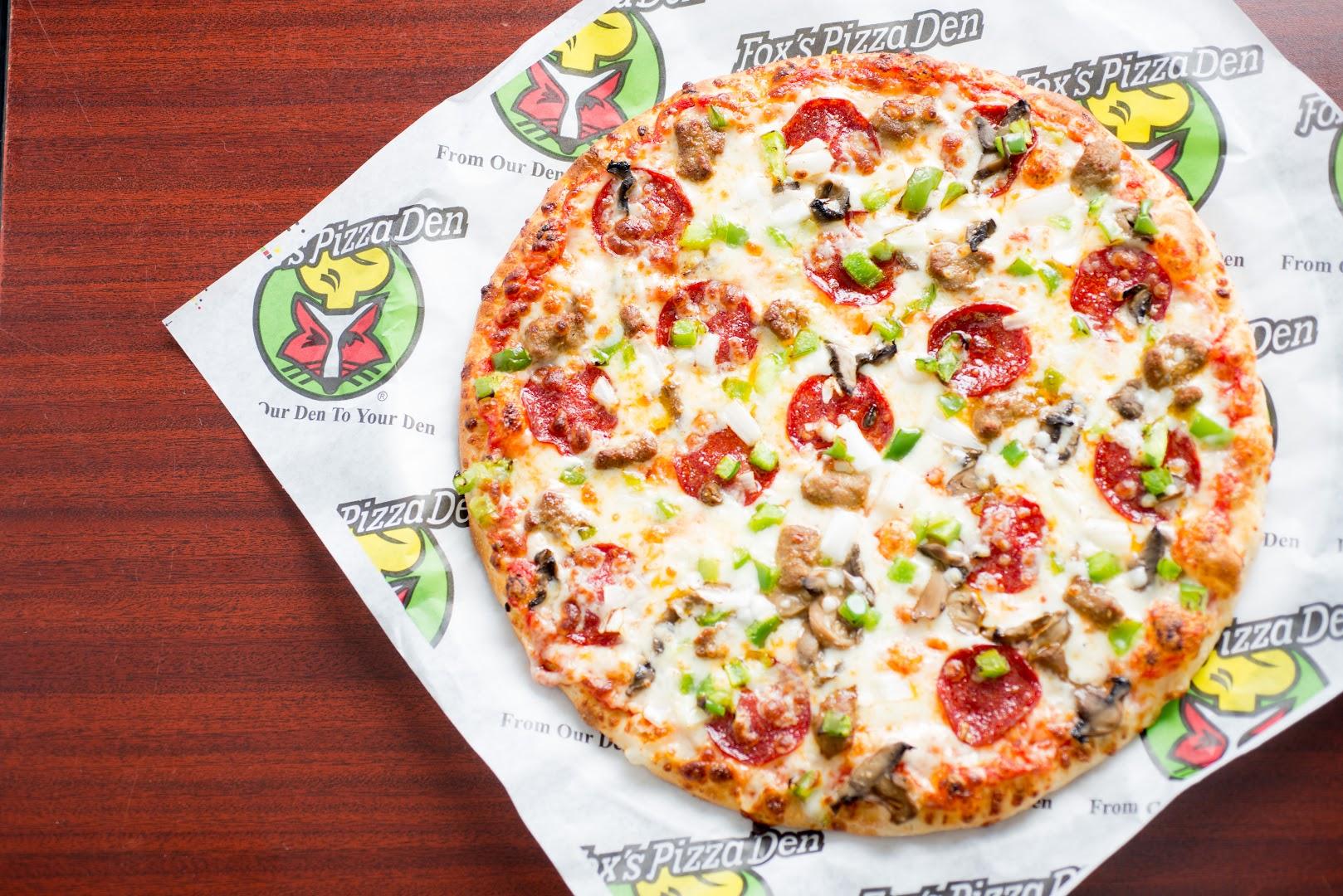 Fox's Pizza Den
